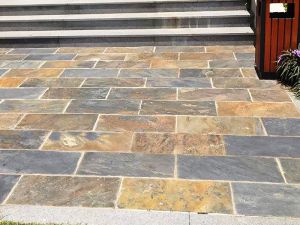 Natural rusty slate walkway in different size for paving